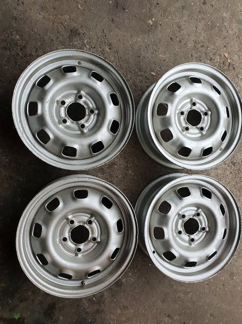 4 stalen velgen volvo