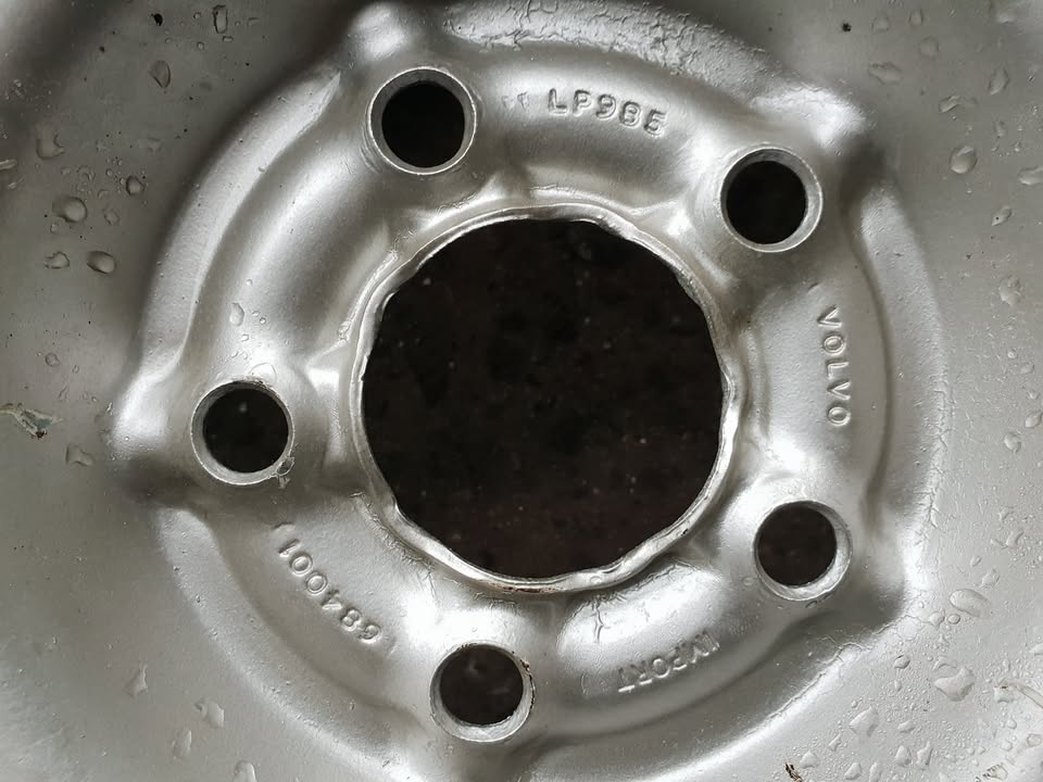 4 stalen velgen volvo