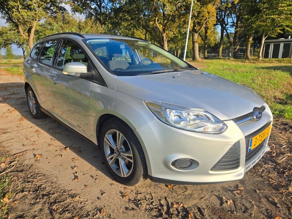 Ford Focus Wagon 1.0 EcoBoost Edition (2014)