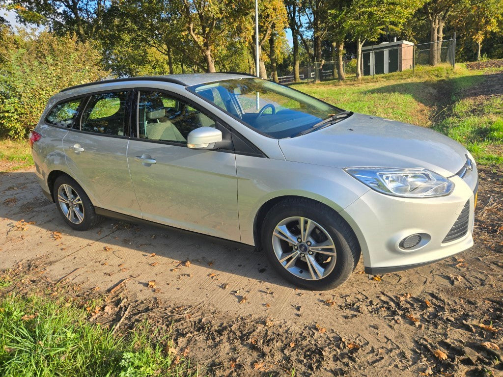 Ford Focus Wagon 1.0 EcoBoost Edition (2014)
