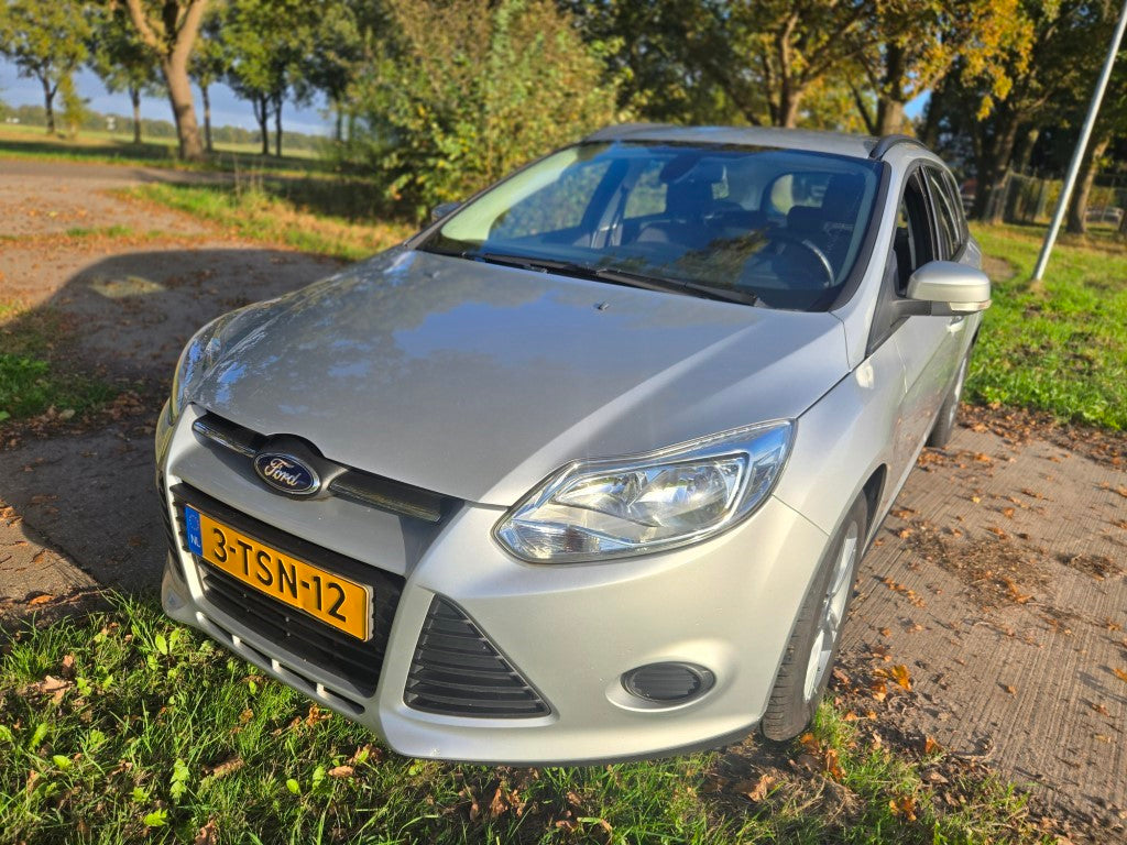 Ford Focus Wagon 1.0 EcoBoost Edition (2014)