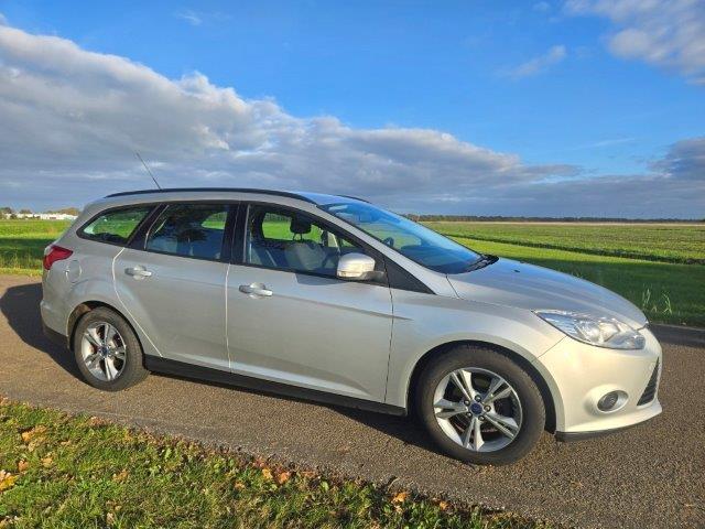 Ford Focus Wagon 1.0 EcoBoost Edition (2014)