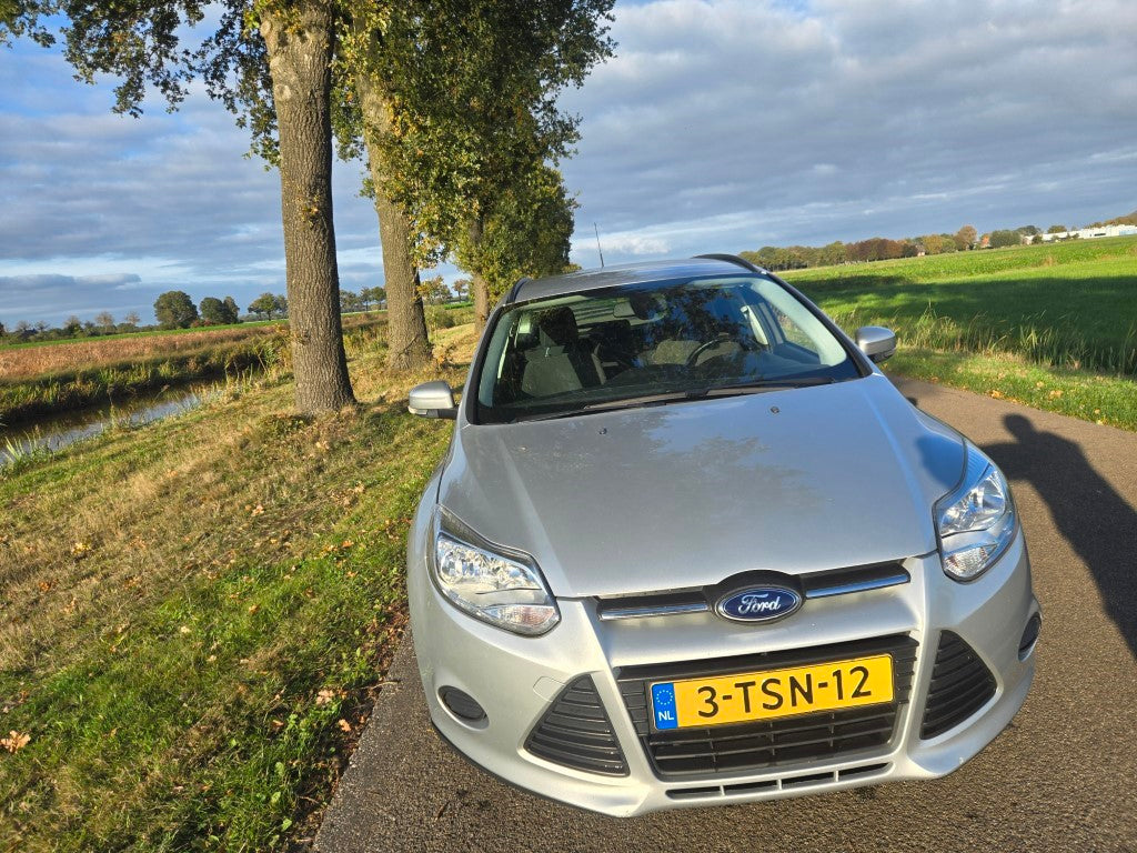 Ford Focus Wagon 1.0 EcoBoost Edition (2014)