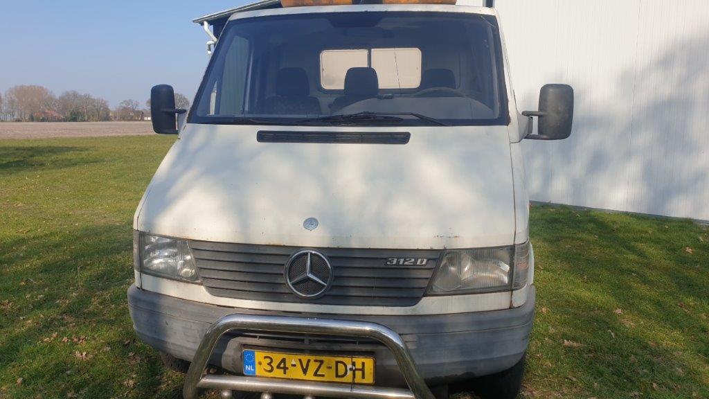Mercedes sprinter 312 D oprijwagen 1995 – Mijn winkel